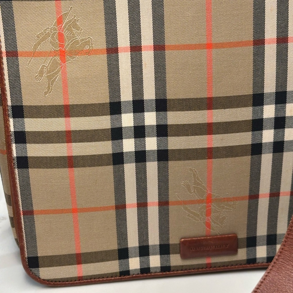 Burberry Nova Check Canvas & Leather Messenger Shoulder Bag - Picture 3 of 13